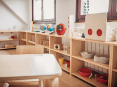 Meubles et jouets en bois dans la crèche de Paudex