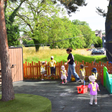 Enfant Jardin 